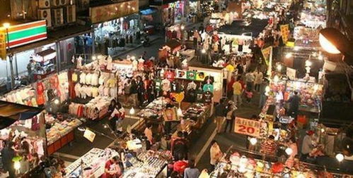 濟(jì)南夜市覓蹤 探訪最熱鬧的日用百貨寶地